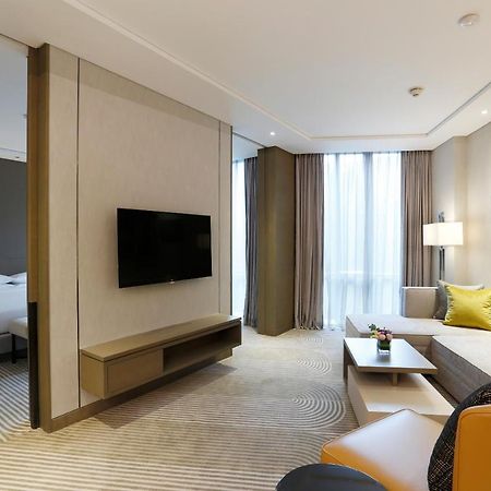 Hyatt House Shanghai Hongqiao CBD Hotell Eksteriør bilde